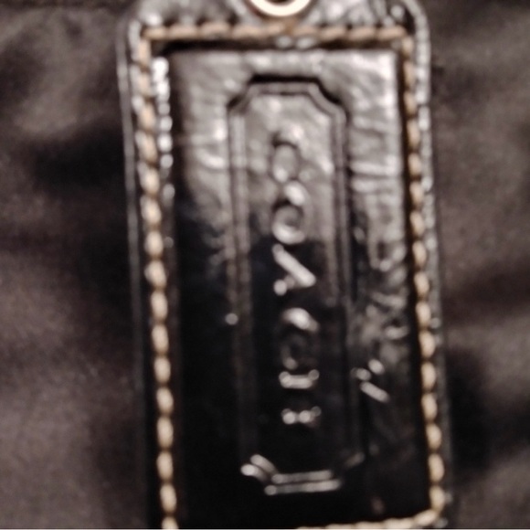 Coach Horse & Carriage Print Tote | Style F15457 - Picture 5 of 11